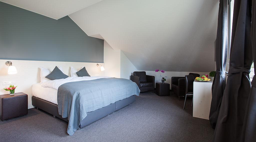 Alpengluehen Smart Hotel オルヒング 部屋 写真